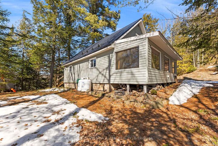 Photo de la propriété:  34C Bentley Lake Place  ON K0L 1C0 