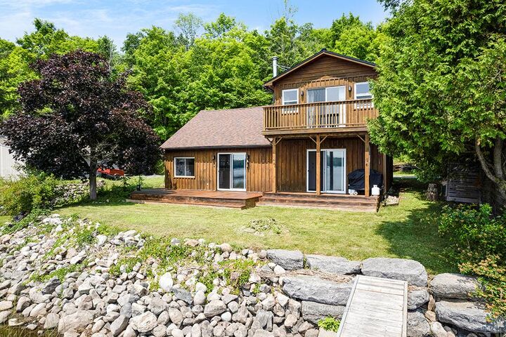 Property Photo: 185 Maple Hollow Drive ON K0G 1M0