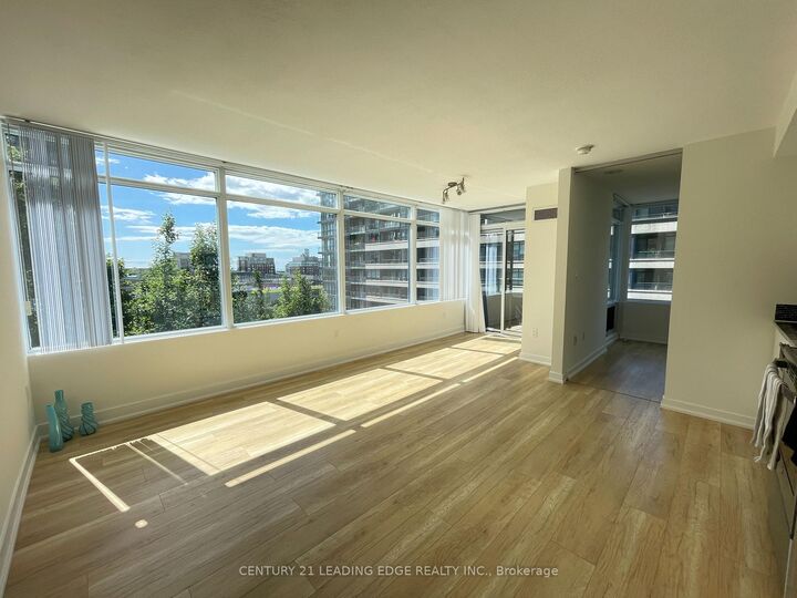 Property Photo: 25 Telegram Mews 609 ON M5V 3Z1