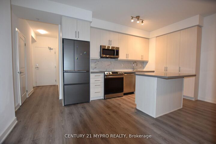 Property Photo:  75 Oneida Crescent 401  ON L4B 0G9 