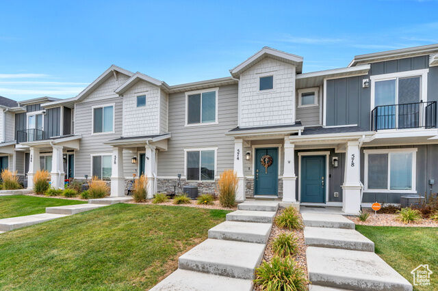 Property Photo:  574 N Winding River Ave  UT 84048