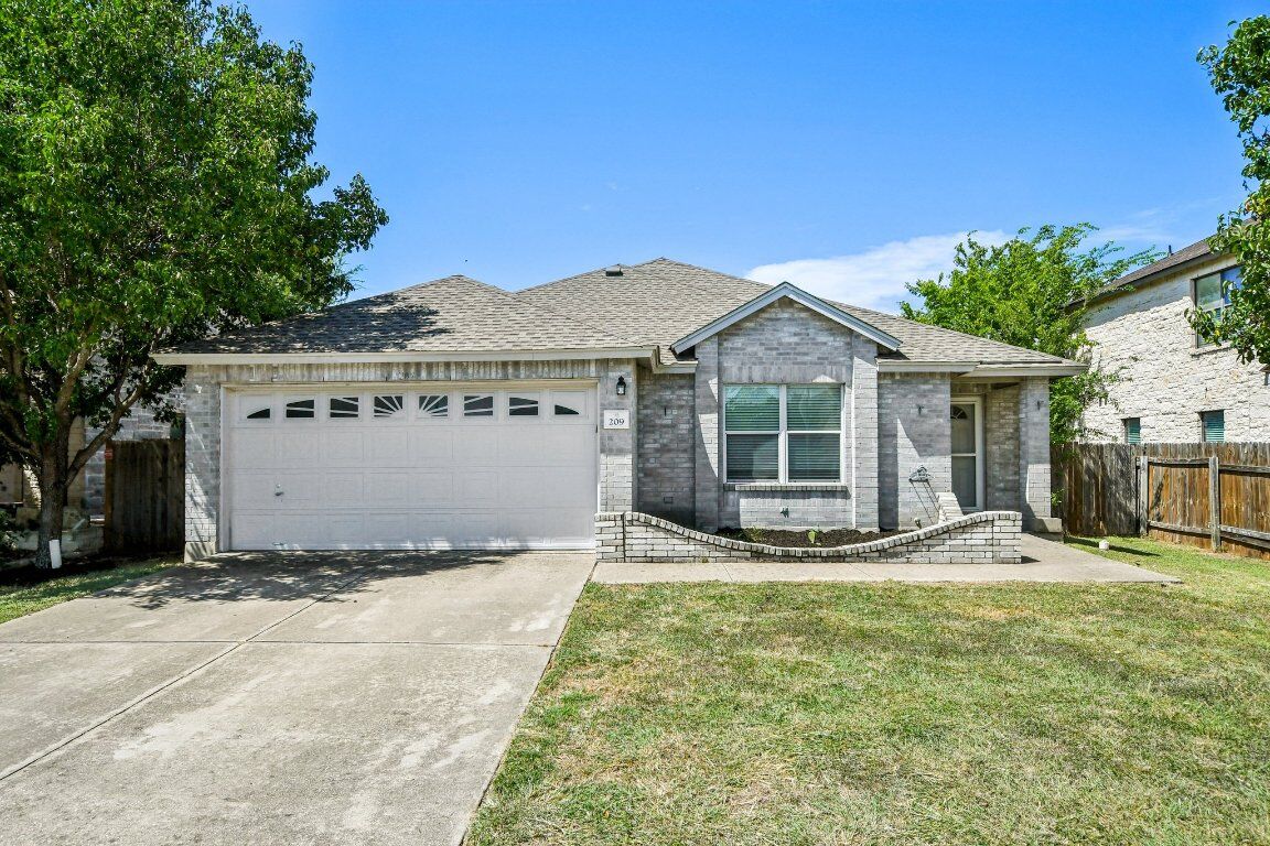 Property Photo:  209 Cottontail Drive  TX 78641 