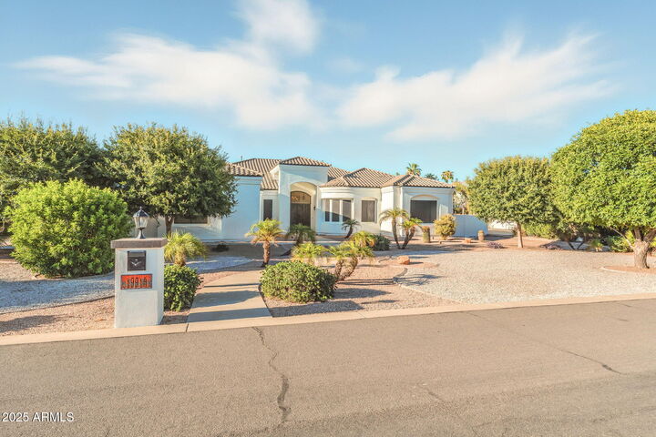 Property Photo:  19914 E Calle De Flores --  AZ 85142 