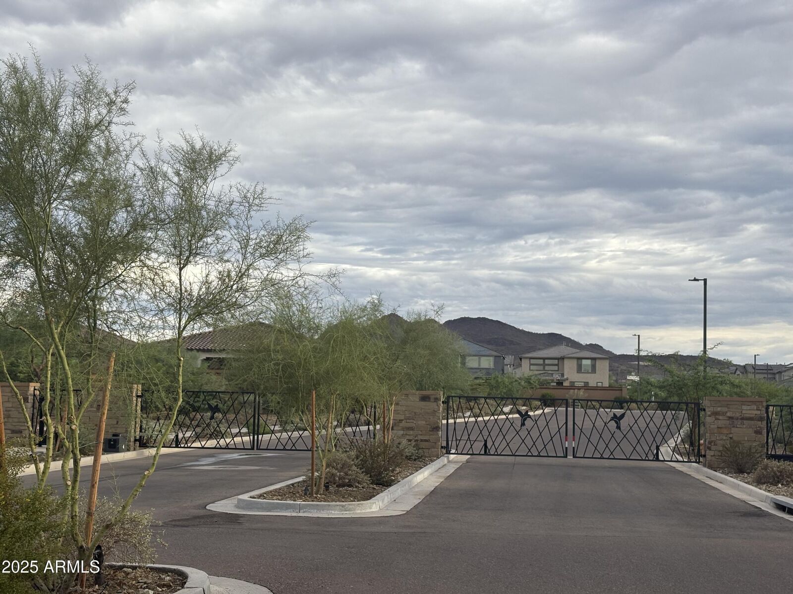 Property Photo:  1929 W Burnside Trail  AZ 85085 