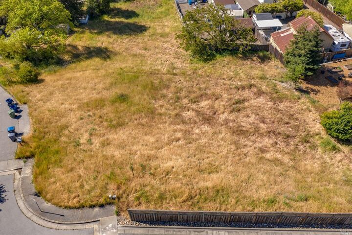 Property Photo: 12 Dorenfeld Court CA 94952