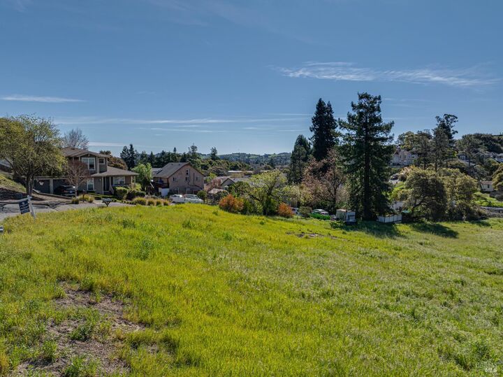 Property Photo:  12 Dorenfeld Court  CA 94952 
