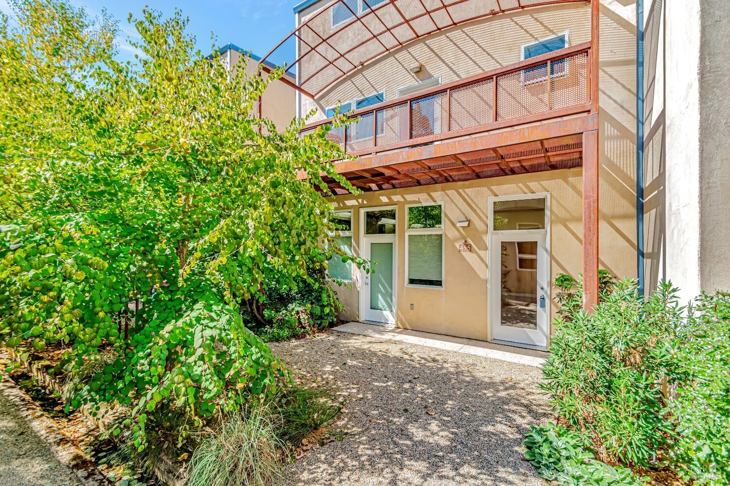 Property Photo:  455 Florence Avenue  CA 95472 