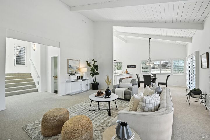 Property Photo:  351 El Faisan Drive  CA 94903 