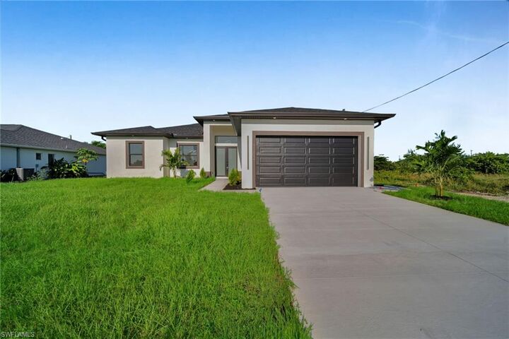 Property Photo: 3102 Douglas Ave S FL 33976