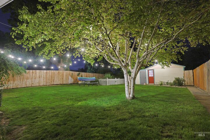 Property Photo:  608 15th Ave N  ID 83687 