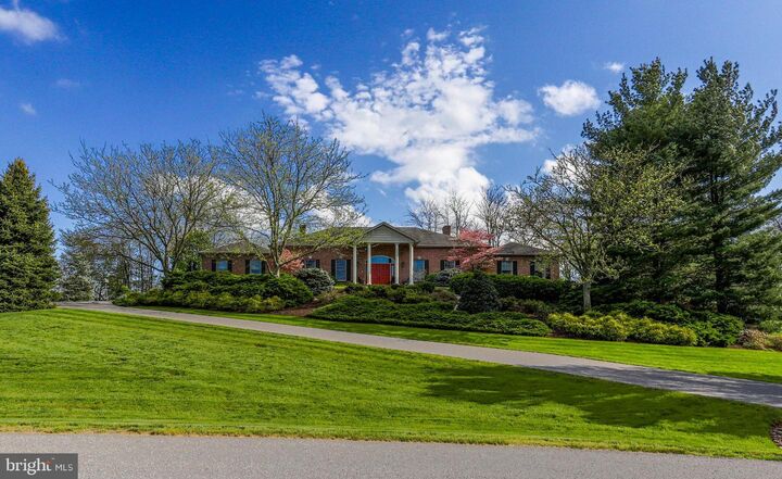 Property Photo:  1558 Hearthside Drive  PA 17202 