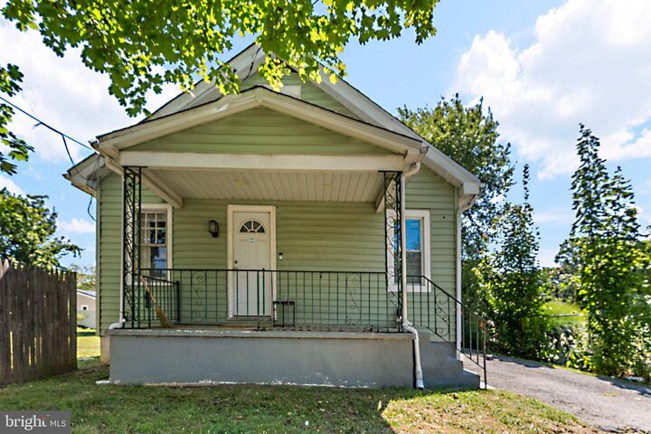 107 Hawthorne Avenue  Ewing NJ 08638 photo