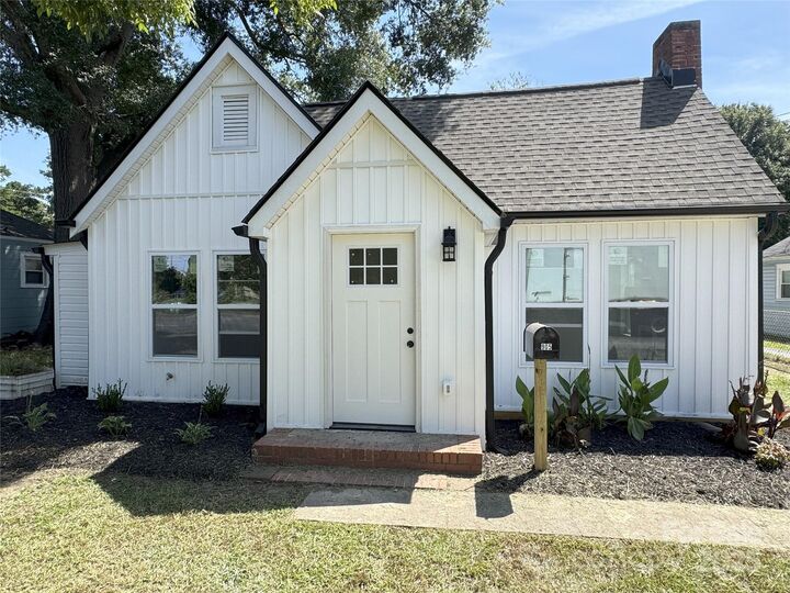 905 Saluda Street  Rock Hill SC 29730 photo