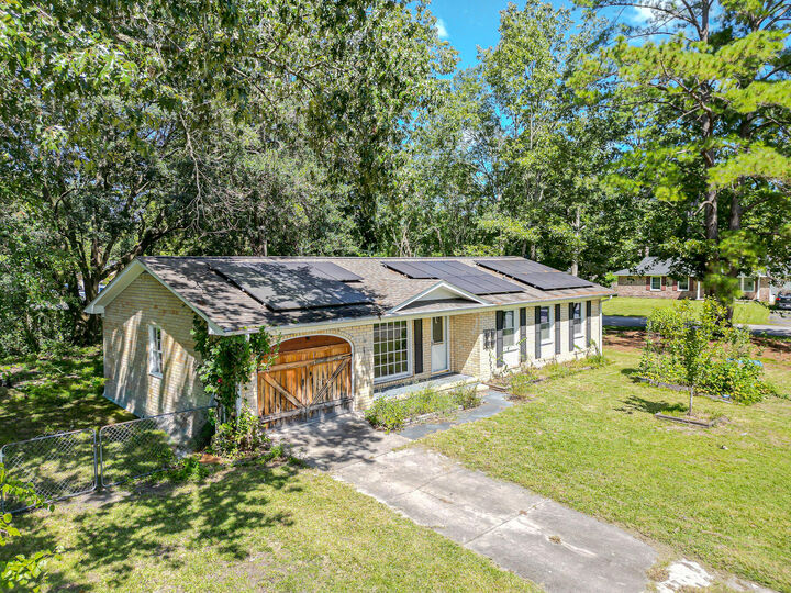 109 Greenhurst Avenue  Summerville SC 29485 photo