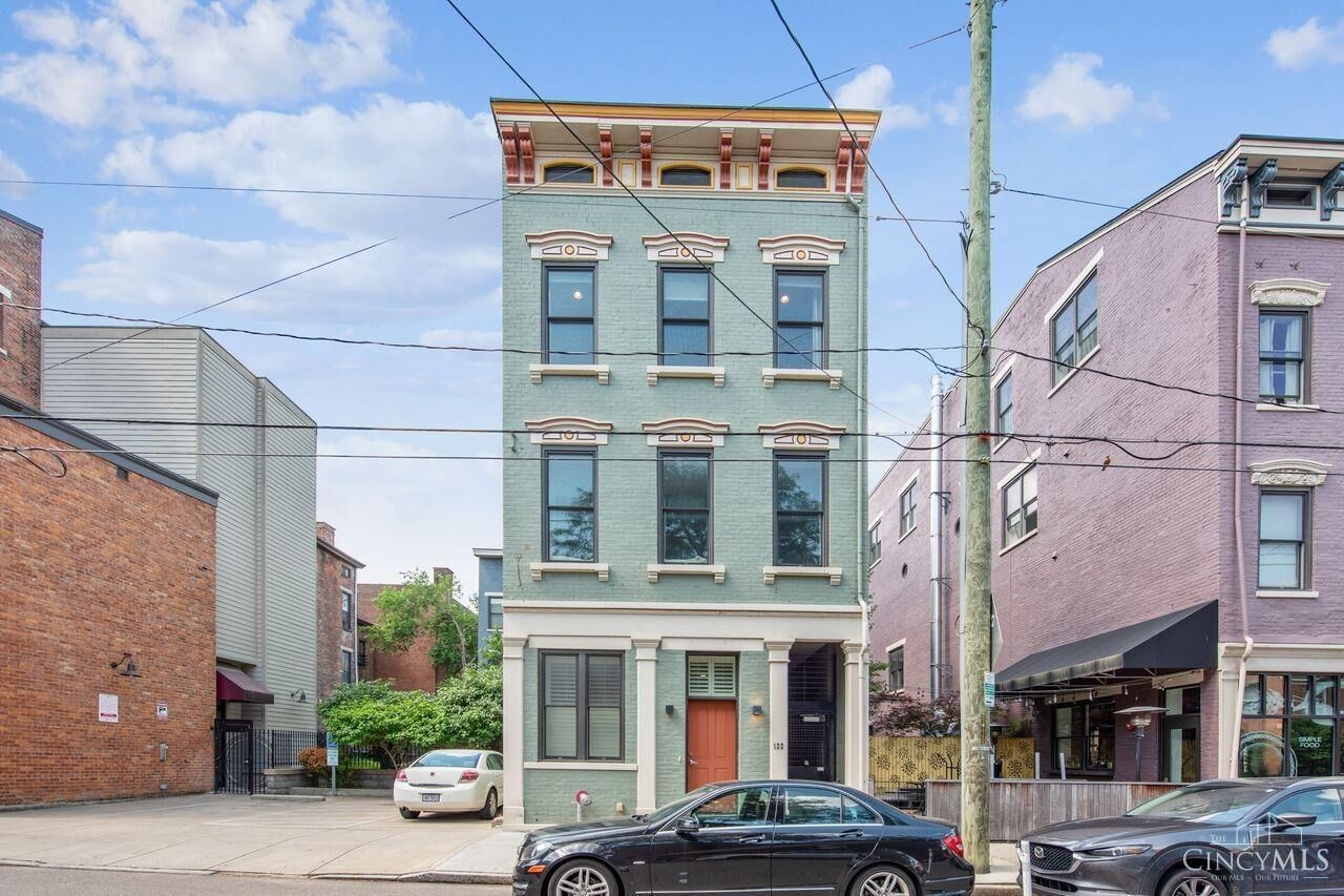Property Photo: 122 W Fifteenth Street OH 45202