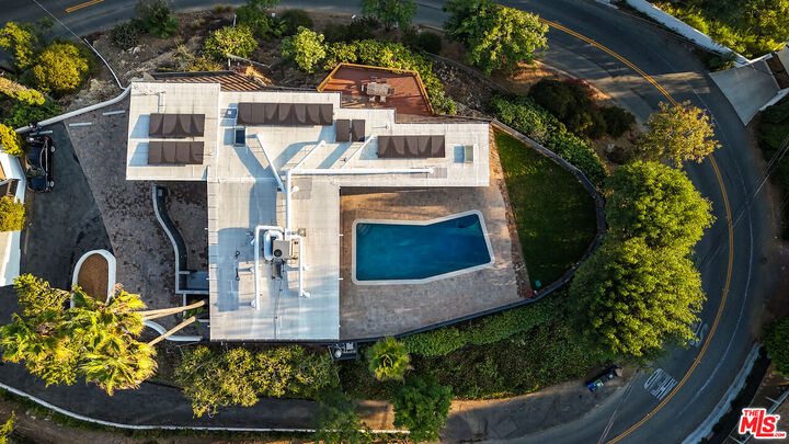 Property Photo: 2740 Nichols Canyon Rd CA 90046