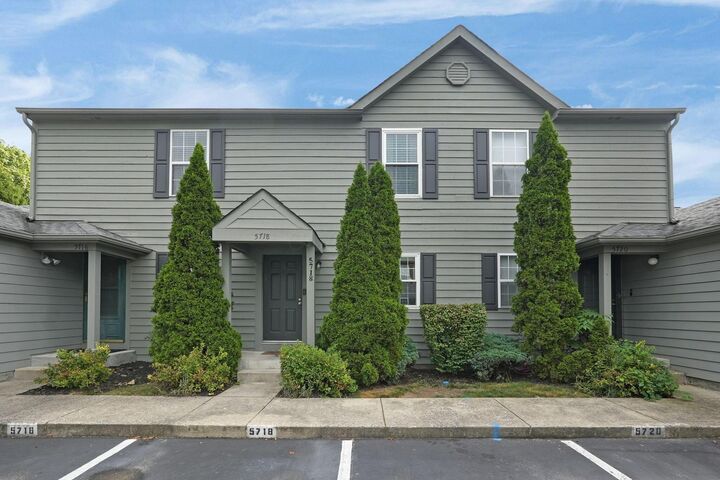 5718 Blendonbrook Lane  Columbus OH 43230 photo