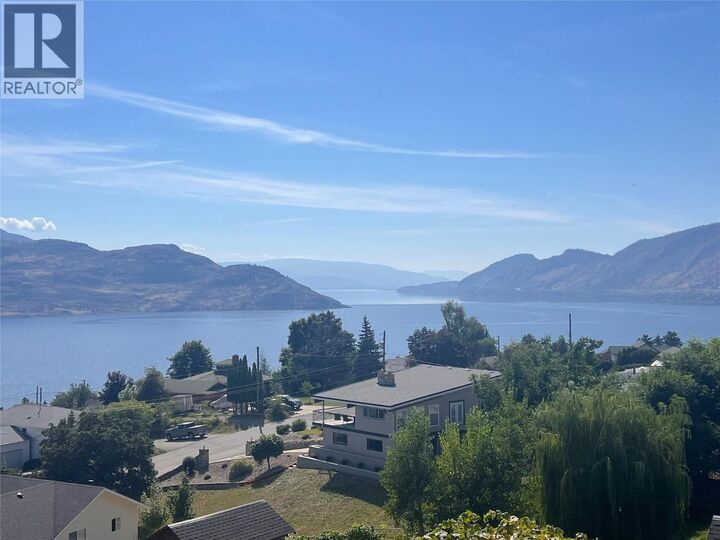 6045 Ellison Avenue  Peachland BC V0H 1X4 photo