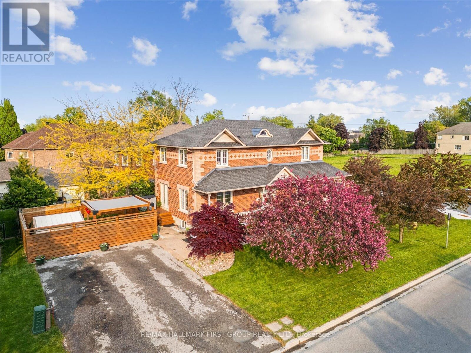 Property Photo:  937 Pickering Beach Road  ON L1S 1G3 