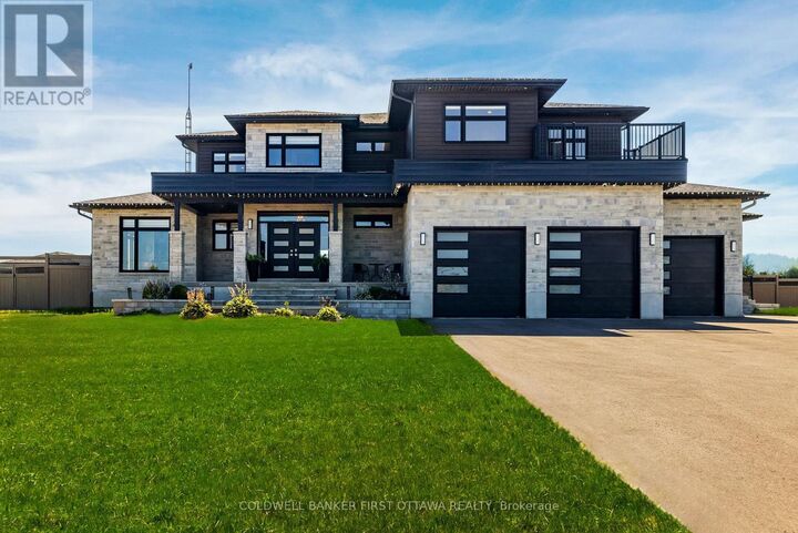 Photo de la propriété: 5758 Fernbank Road ON K2S 1B6