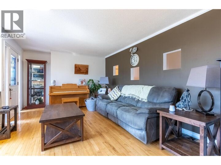 Property Photo:  1854 Fleetwood Avenue  BC V2B 4S1 