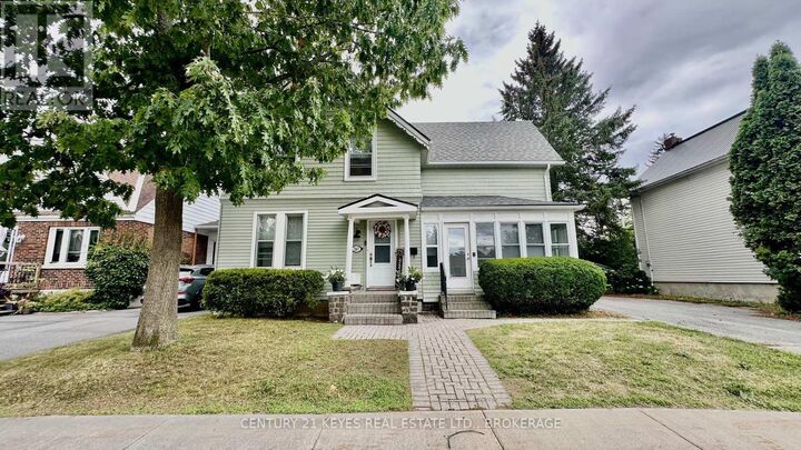 Property Photo: 267 John Street ON K7G 1A8