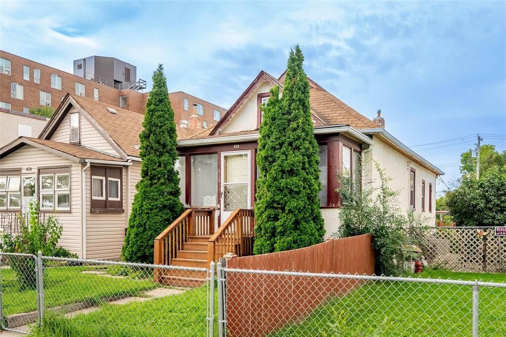 Photo de la propriété: 628 Flora Avenue MB R2W 0S5