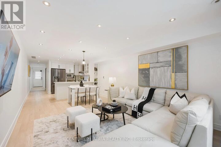 Property Photo:  55 Cedarcroft Boulevard 8  ON M2R 3Y1 