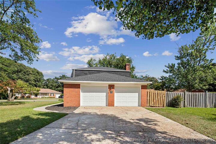Property Photo: 492 Lennox Drive NC 28303