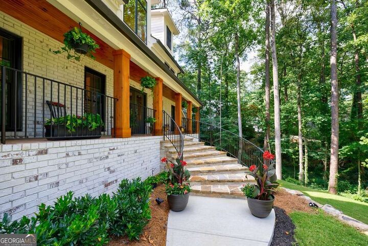 Property Photo:  3201 Teton Drive SE  GA 30339 