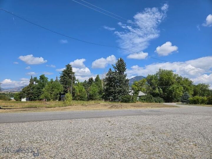Property Photo: 1234 Hillside Lane MT 59715