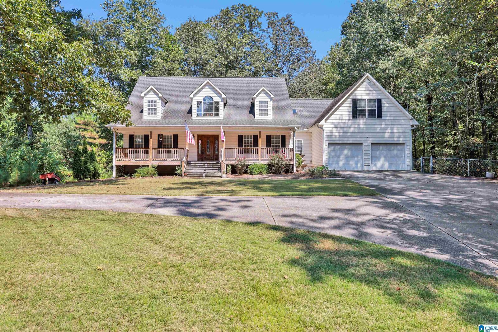 Property Photo: 4135 McClendon Chapel Road AL 35022