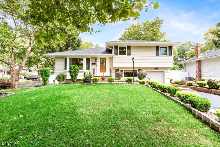 723 Dianne Ct  Rahway City NJ 07065 photo