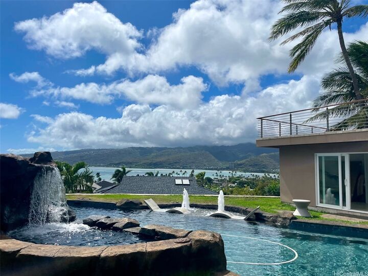 Property Photo:  278 Makaweli Place  HI 96825 