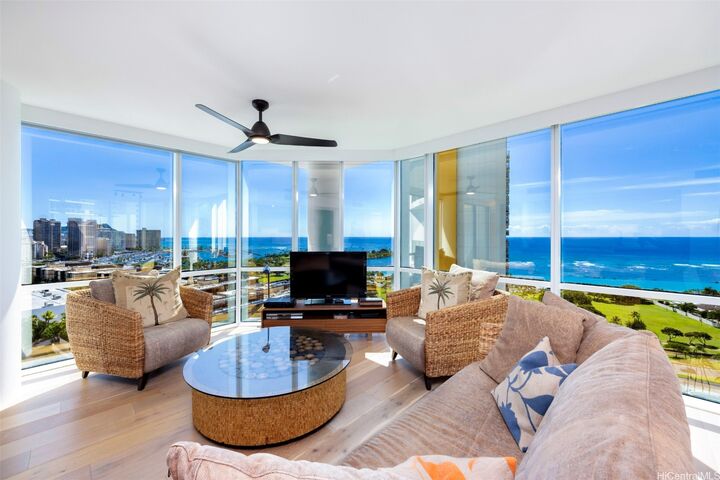 88 Piikoi Street 2309  Honolulu HI 96814 photo