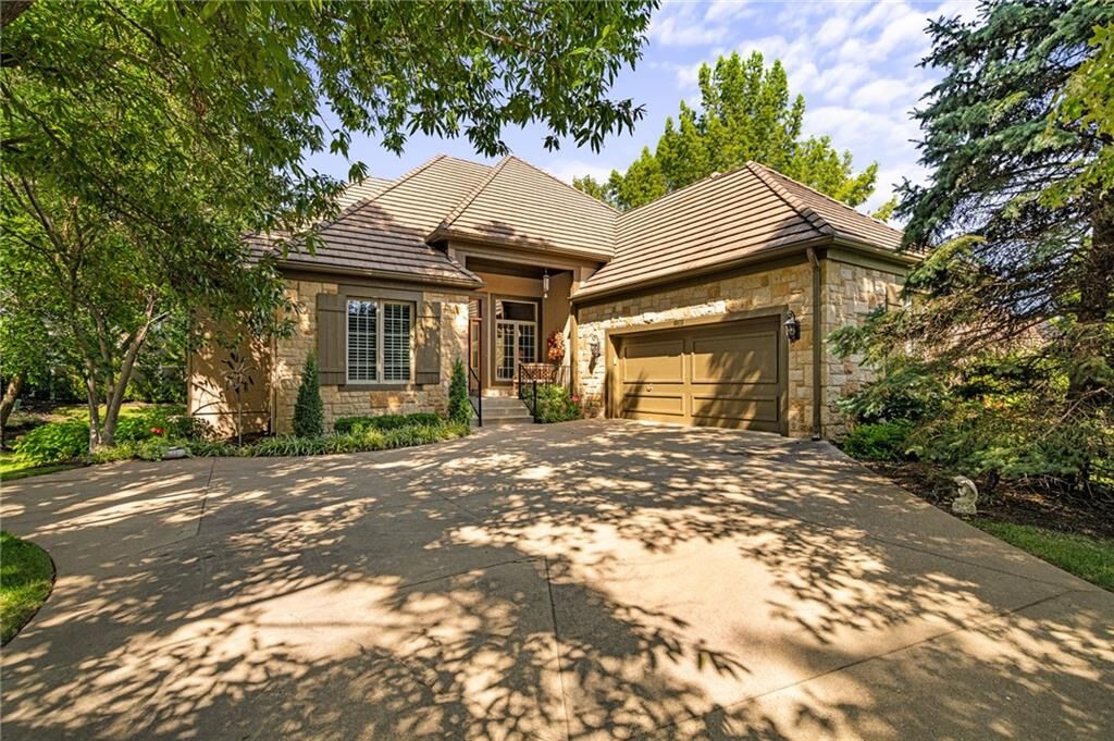 Property Photo: 11361 Granada Court KS 66211