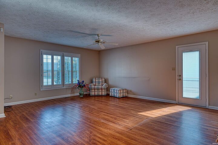 Property Photo: 6405 Highcroft Drive IN 47715-3503