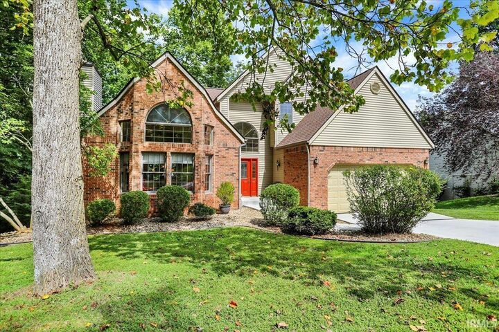 Property Photo: 2316 E Linden Hill Drive IN 47401-8179