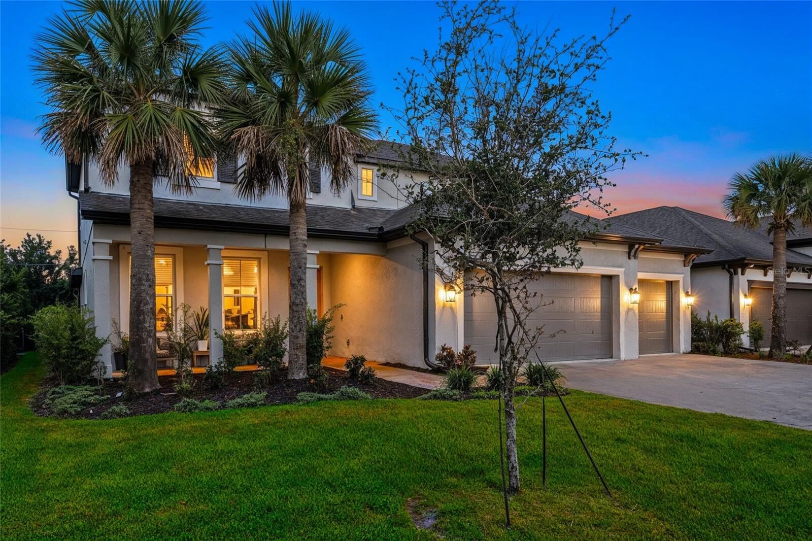 Property Photo:  1012 Fernleaf Run  FL 34212 