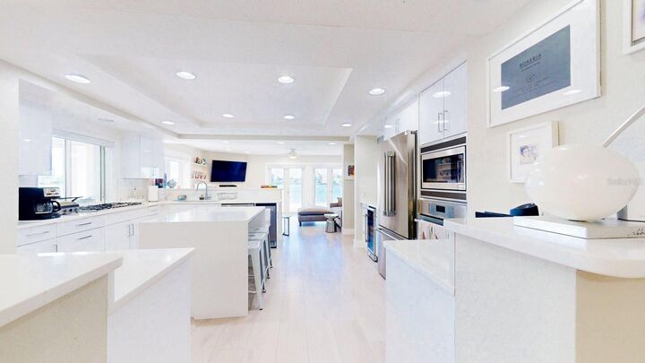 Property Photo: 509 55th Avenue FL 33706