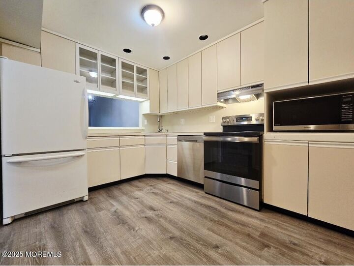Property Photo:  5C Twin Rivers Drive C  NJ 08520 