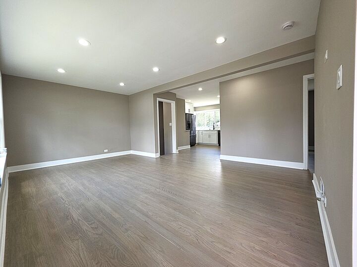 Property Photo: 1847 Boeger Avenue IL 60154