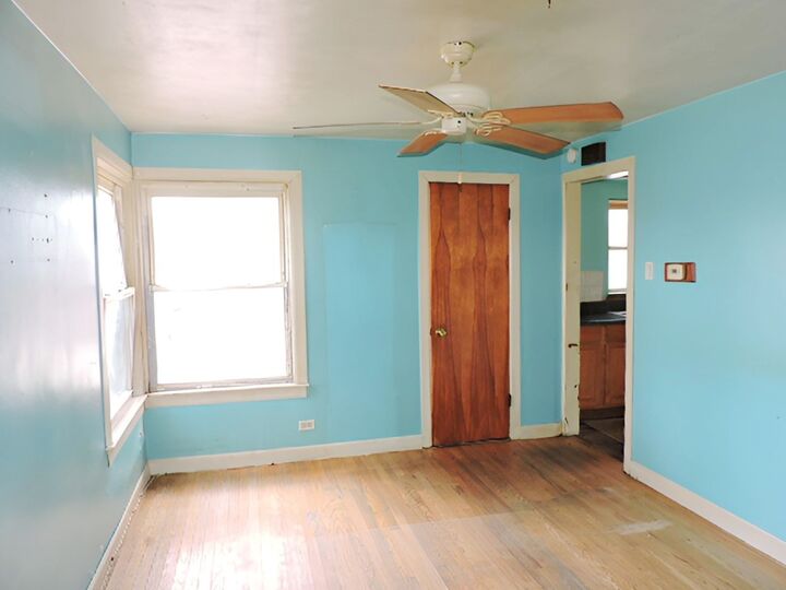 Property Photo:  9504 Nerbonne Avenue  IL 60131 