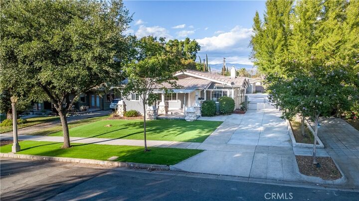 Property Photo: 511 Unit 1&2 Alvarado Street CA 92373