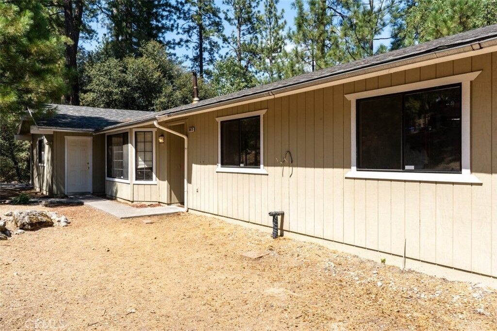 Property Photo: 38475 Sierra Lakes Drive CA 93644