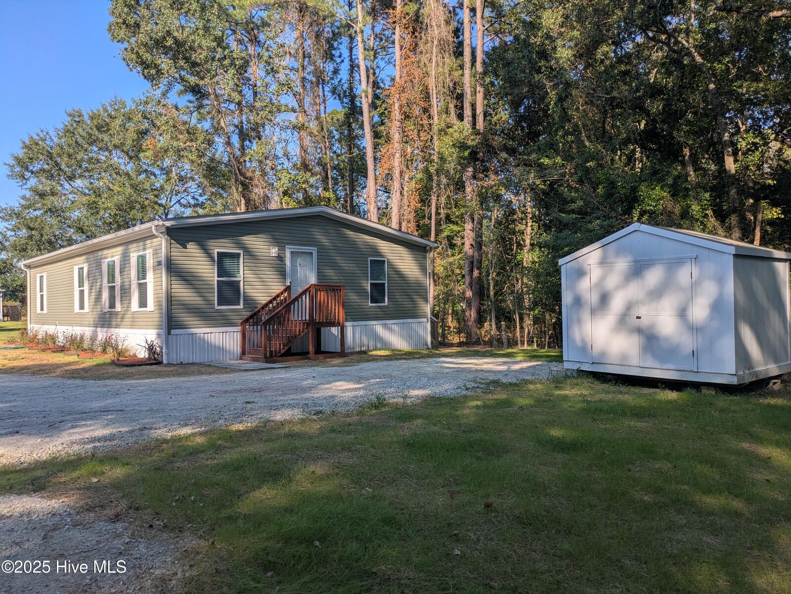 Property Photo:  1118 F Old Tar Landing Road  NC 28540 