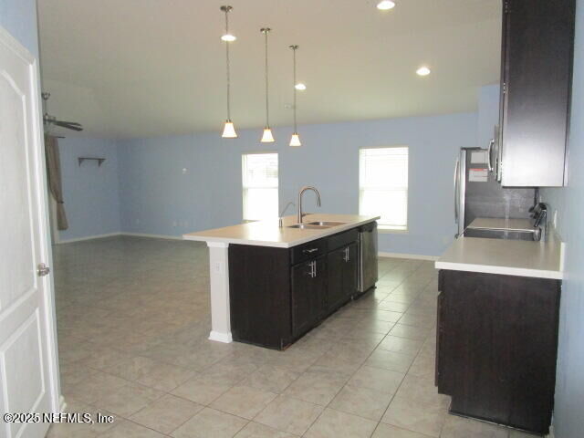Property Photo: 11527 Dunforth Cove Drive FL 32218
