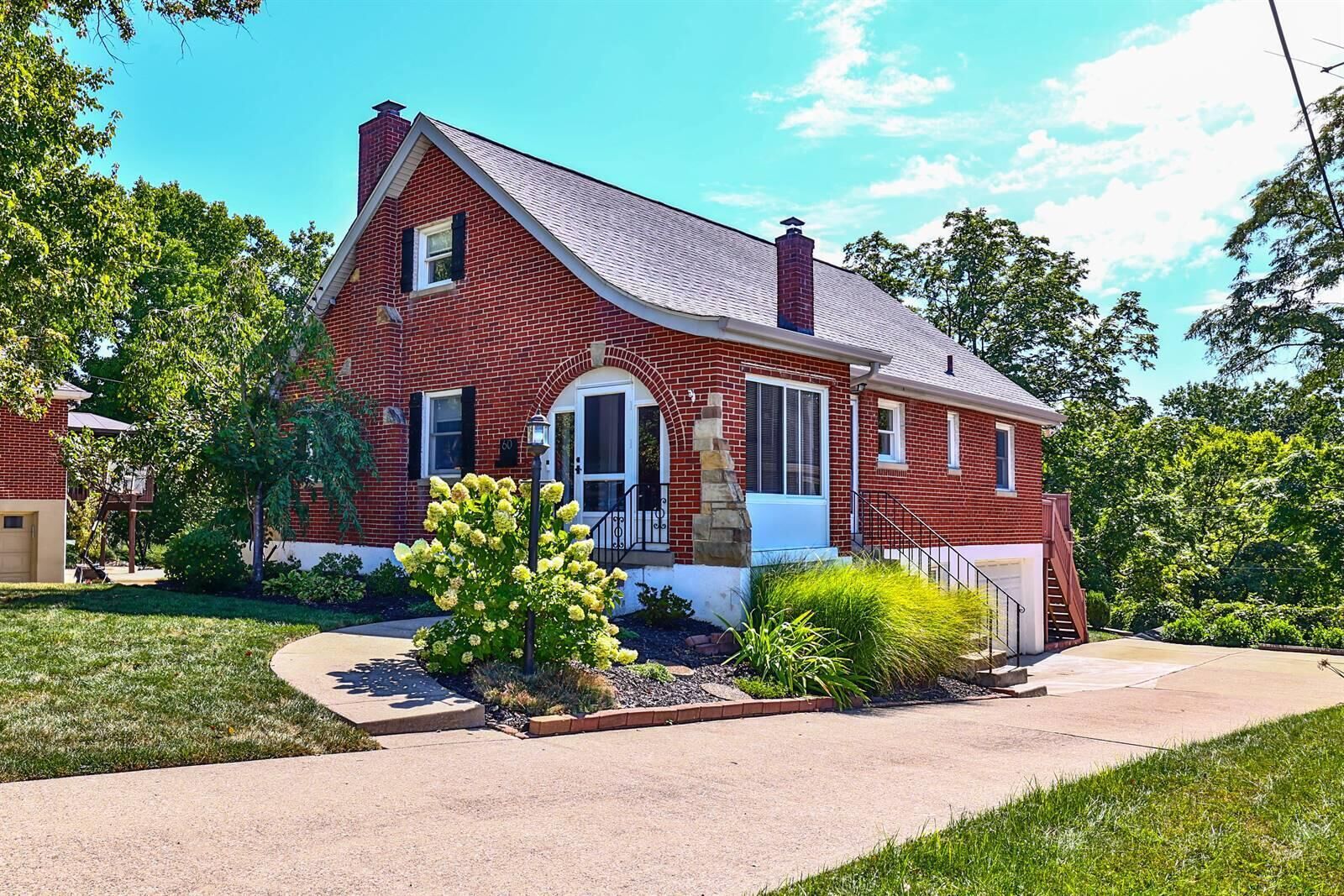Property Photo: 60 W Crittenden Avenue KY 41011