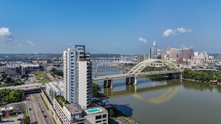 400 Riverboat Row  Newport KY 41071 photo