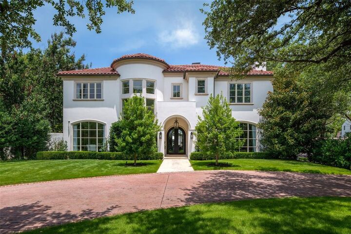 Property Photo:  3600 Beverly Drive  TX 75205 
